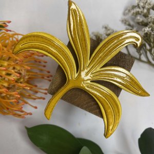 FRENCH MUSTARD LEAF BROOCH