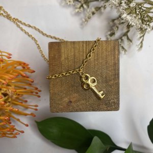 GOLD KEY NECKLACE