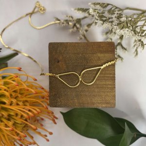 GOLD DOUBLE LOOP NECKLACE