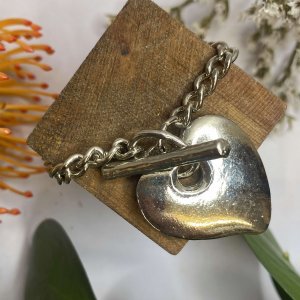 SILVER HEART BRACELET